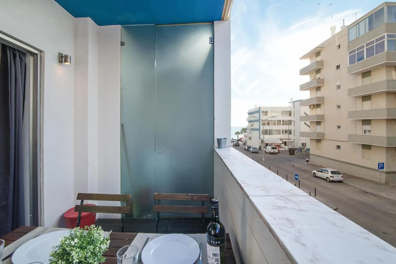 Modern Apartment By The Sea Quarteira