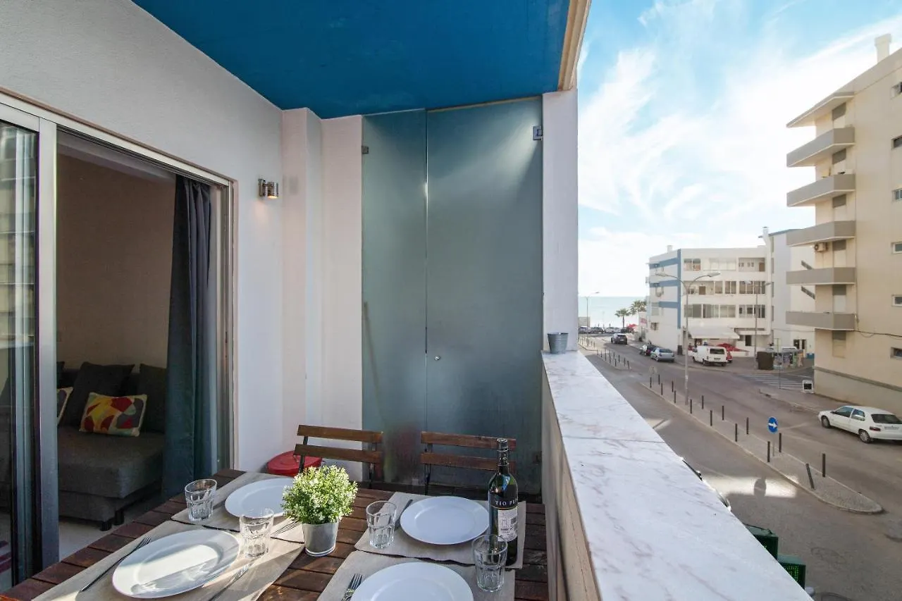 Modern Apartment By The Sea Quarteira