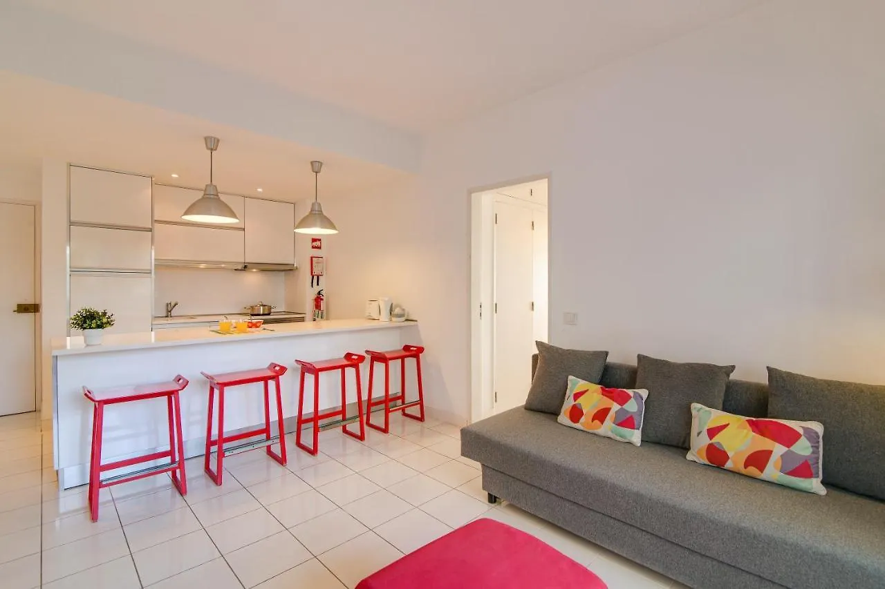 Modern Apartment By The Sea Quarteira